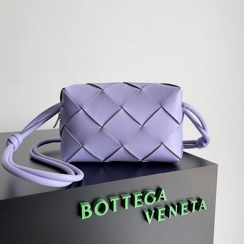 Bottega Veneta Handbags 499